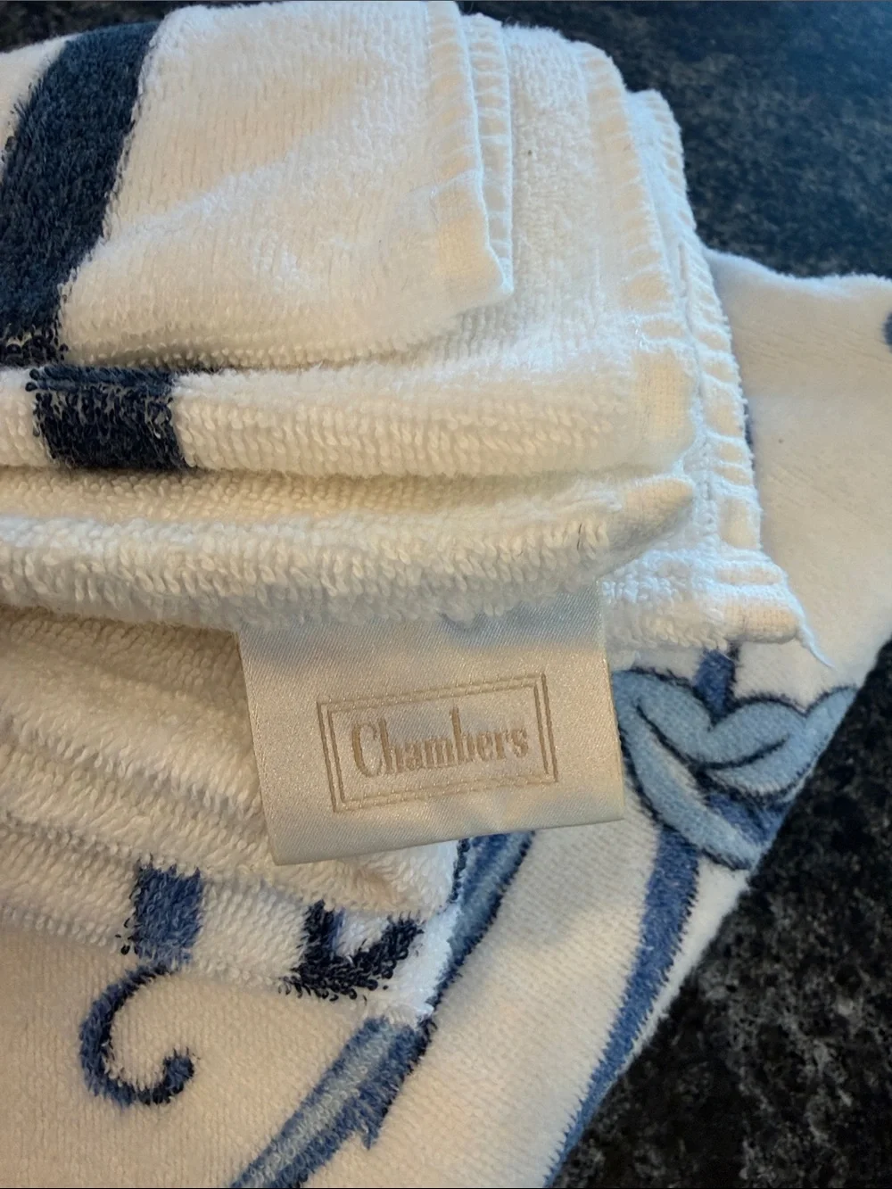 Plush Floral Bath Towel in Blue and Cream